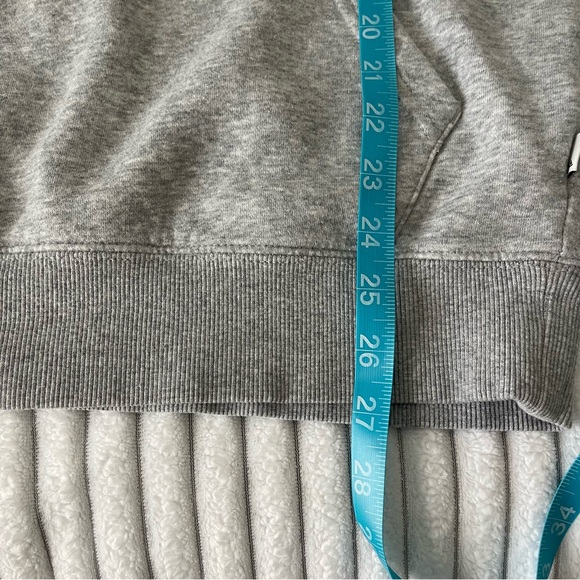 Quiksilver Hoodie Men’s Small Grey With Navy Logo Drawstrings - Picture 11 of 16